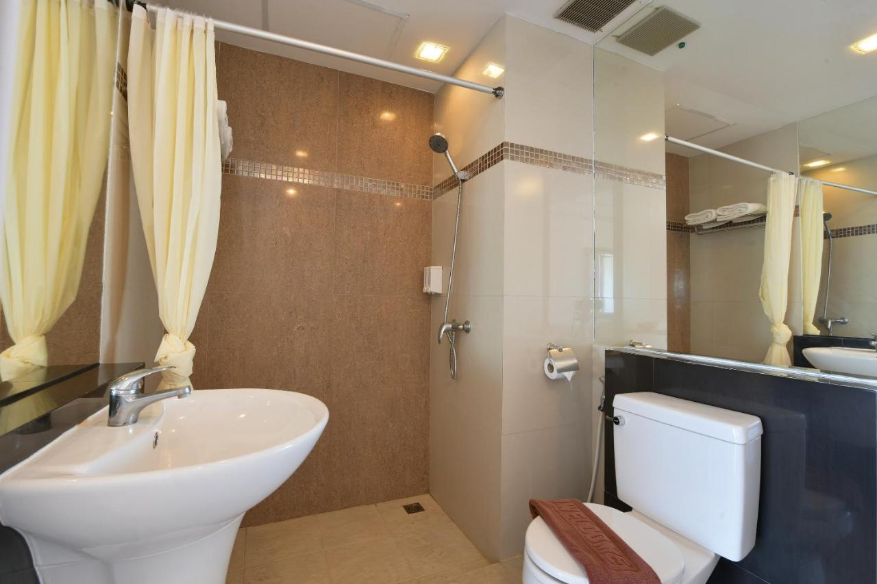 Hotel Oyo 109 Ozone Prime Pattaya Extérieur photo