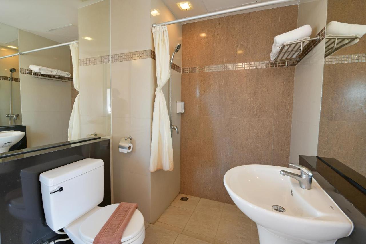 Hotel Oyo 109 Ozone Prime Pattaya Extérieur photo